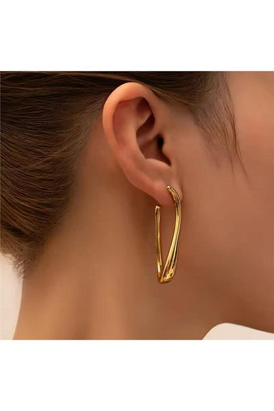Pelin Aksesuar Gold Steel Curved Hoop Earrings