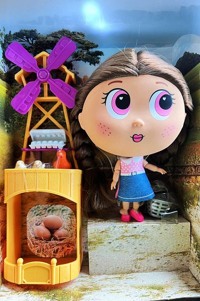 Sole Cute Chicken Doll - Big Eye Family