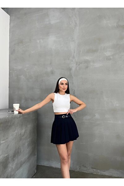 Genel Markalar Kadın Lacivert İçi Astarlı Şortlu Kemerli Pileli Mini Şort Etek