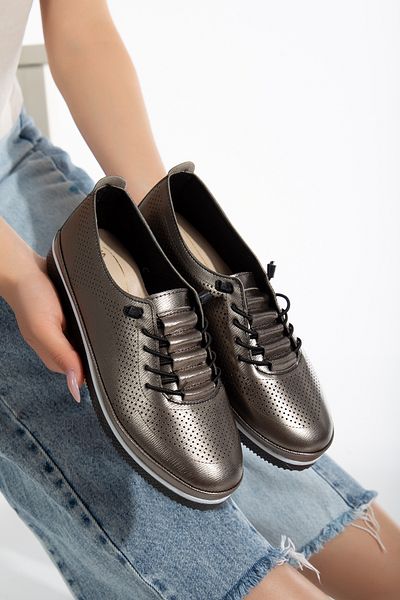 caraxes Women's Shoes