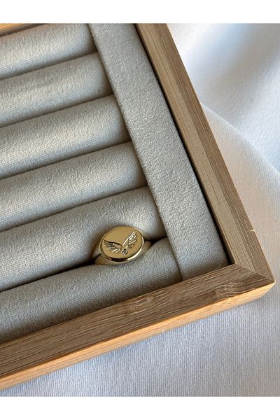 ringbox Gold Stone Winged Sparrow Finger Ring