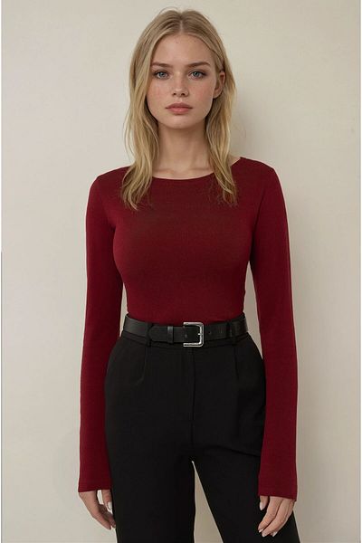 Hiccup Top slim cu mânecă lungă cu gât barcă
