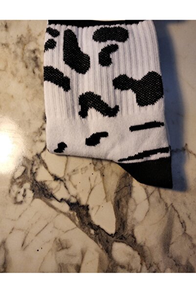 arki İnek Desenli Trend Çorap