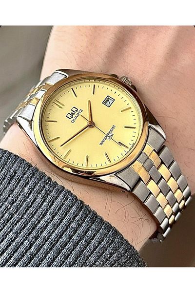 Q&Q  Vintage Men's Metal Cord Wrist Watch with Calendar