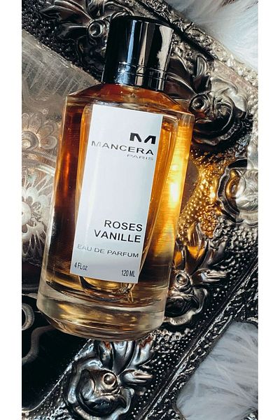 Mancera مجموعة هدايا مكونة من قطعتين من عطر Roses Vanille EDP للنساء بحجم 120 مل