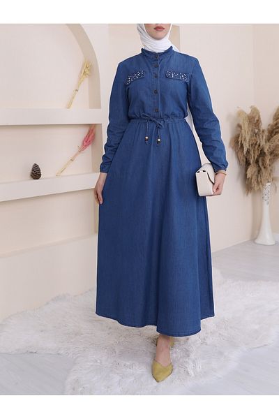 Modamorfo Langes Denim-Kleid mit Tunnel-Schnürung und Perlendetails – Indigo