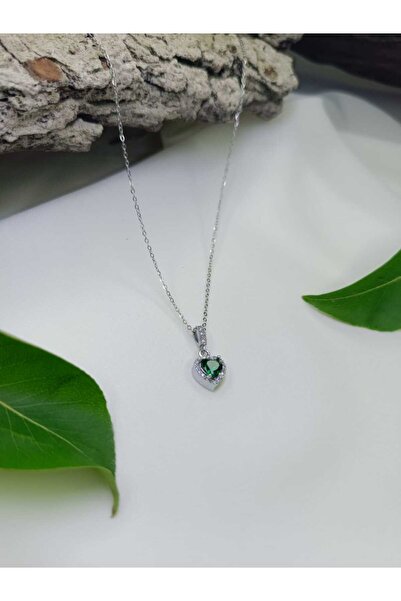 Luna Jewelry Kadın Pırlanta Modeli Yeşil Zirkon Taşlı 316 L Çelik Kalp Kolye