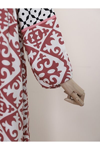 Modamorfo Φόρεμα με γεωμετρικό σχέδιο με δαντέλα με ελαστικό μανίκι