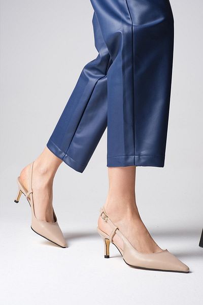 Mio Gusto Venus Skin Color Blunt Pointed Toe Women's Heeled Shoes