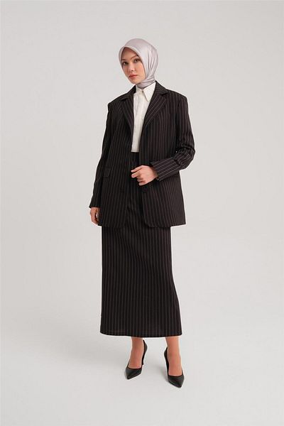 Armine Black Suit 24Yd6409
