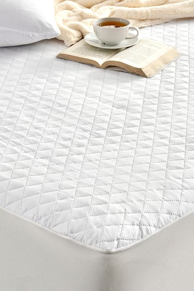 Loselya Quilted Fitted Waterproof White Mattress Protector Mattresses