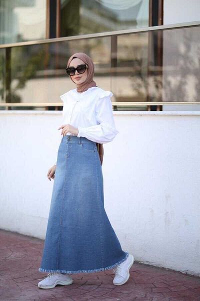 Neways Fusta de blugi albastru inchis - Model 2252