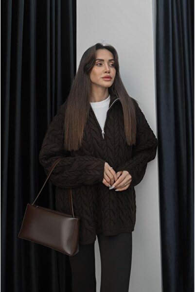 Havoş Kahverengi Yakası Fermuarlı Saç Örgü Kazak