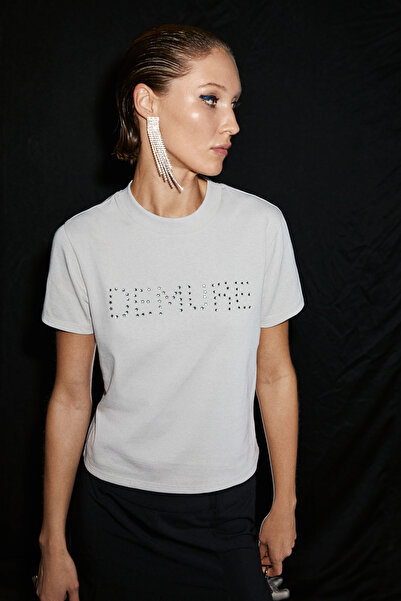 ETHIQUET Demura Women's Regular Rhinestone Round Neck Light Grey T-Shirt