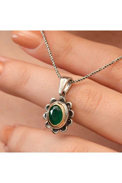 Skygo Silver Green Floral Pattern Authentic Women's Necklace