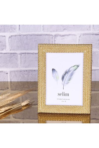Selim Lovisa 13X18 Gold Frame