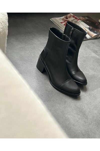 Zuum Demra 100% Genuine Leather Heeled Women's Boots - Black Leather