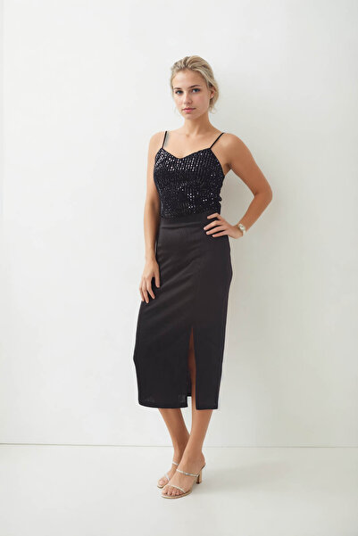 Vitrin Midi Skirt with Front Slit