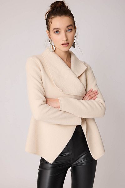 Vitrin Accessoire-Jacke mit asymmetrischem Schnitt und Schnürung
