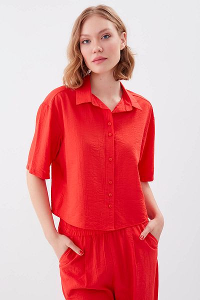 Vitrin Buttoned Front Short Sleeve Shirt