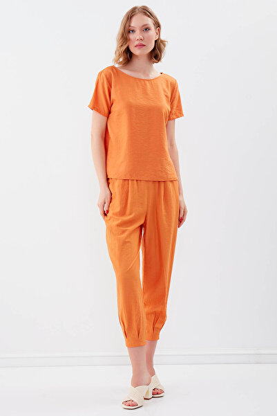 Vitrin Pleated Carrot Trousers