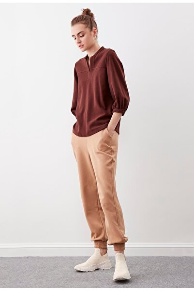 Vitrin Beli Ve Paçası Lastikli Örme Pantolon