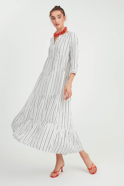 Vitrin Half Sleeve Striped Layered Dress