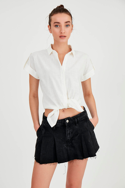 Vitrin Short Sleeve Shirt with Sleeve Detail