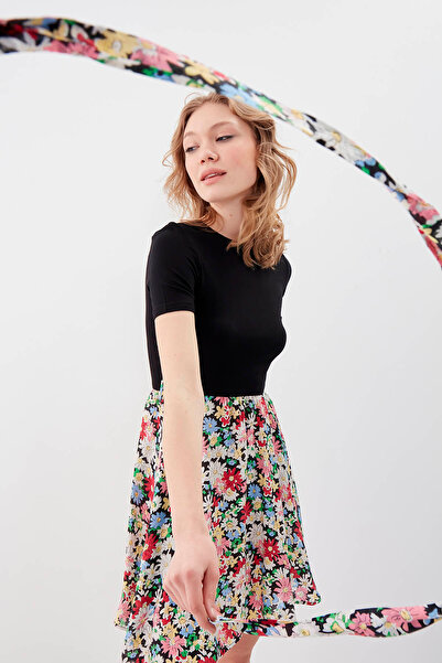 Vitrin Round Neck Skirt Patterned Short Sleeve Dress