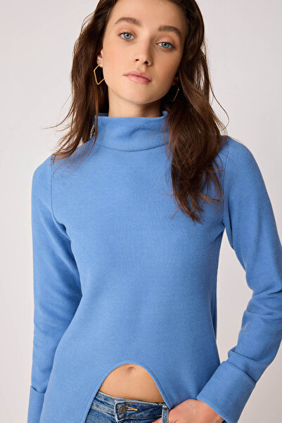 Vitrin Блуза з глибоким розрізом