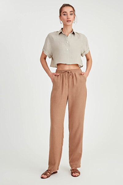 Vitrin Beli Bağcıklı Cepli Rahat Pantolon
