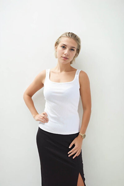 Vitrin Zero Sleeve Thick Strap Blouse