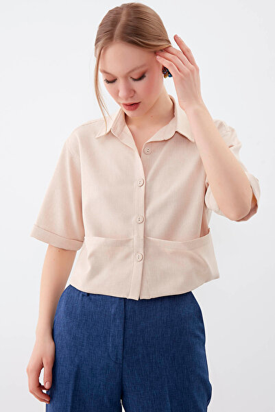 Vitrin Short Sleeve Crop Shirt with Pocket Detail