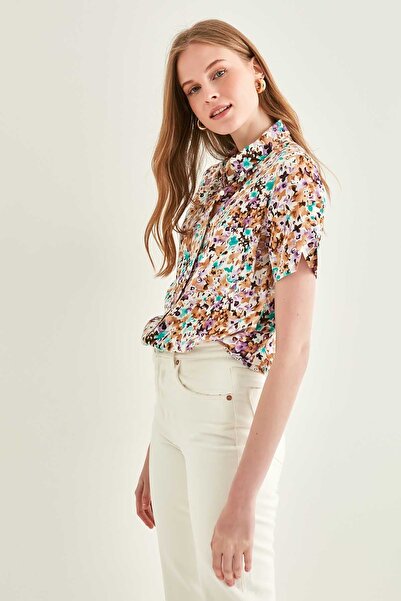 Vitrin Mini Pocket Detailed Short Sleeve Shirt