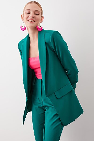 Vitrin Long Collar Detailed Sleeve Gathered Blazer Jacket