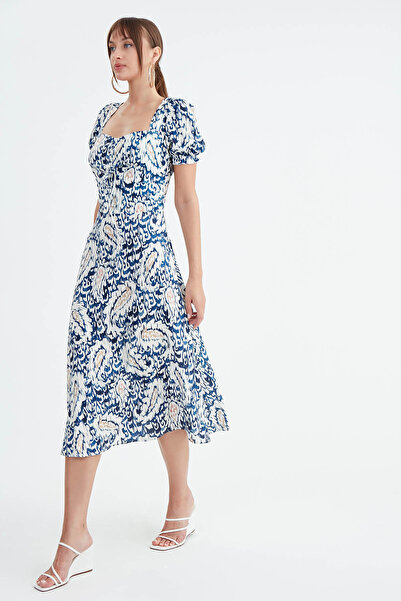 Vitrin Φόρεμα με μοτίβο με κορδόνι μπροστά