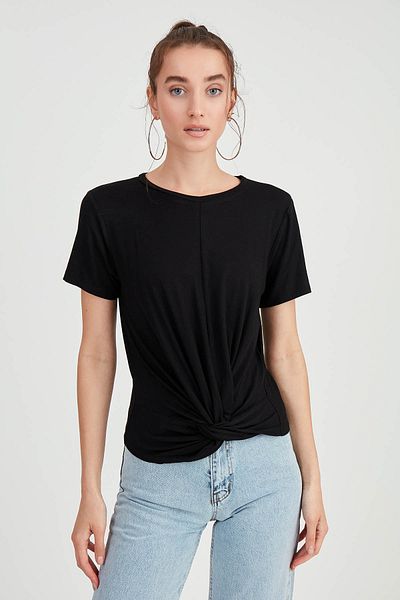 Vitrin Tricou cu gât rotund adunat în față