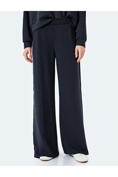 Koton Φαρδύ φούτερ με λεπτομέρεια από υφασμάτινη ρίγα