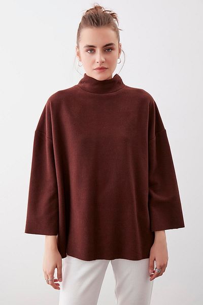 Vitrin Πλεκτή oversize μπλούζα με χαμηλό μανίκι γιακά και πλαϊνά σκισίματα