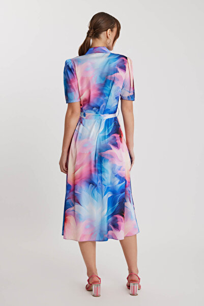 Vitrin Сукня з поясом у вигляді візерунка - дизайн на ґудзиках