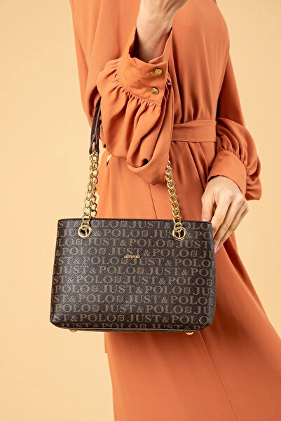 Just Polo حقيبة يد وكتف نسائية منقوشة بسلسلة مقاس: 24 × 20 سم