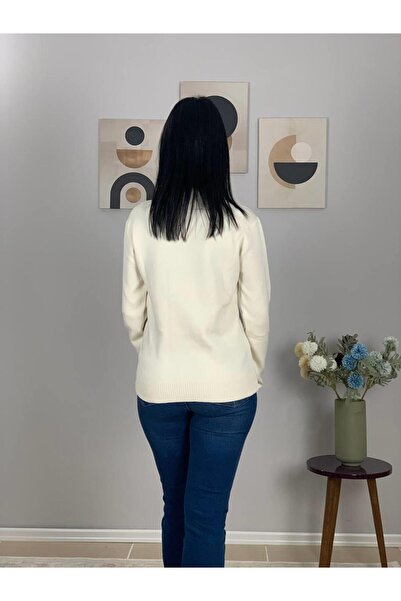 YusGos Women's Teddy Bear Embroidered Cream Knitwear Sweater