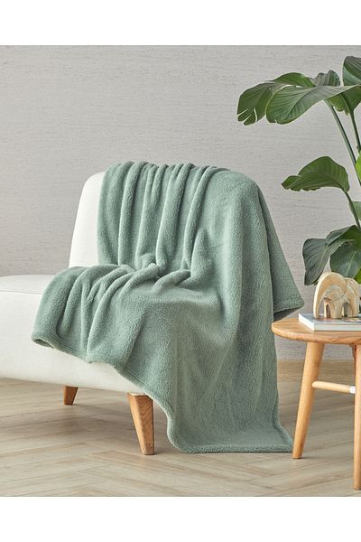English Home Cozy Wellsoft TV Blanket Sage Green