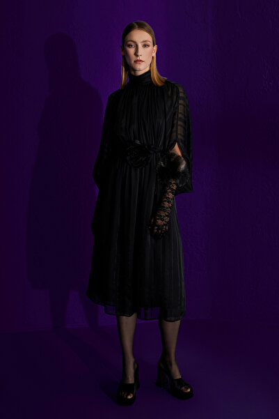 Jus De Pommes SİYAH ŞİFON BELİ BÜZGÜLÜ MİDİ BOY ELBİSE