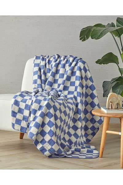 English Home Blue Retro Checkered Acrylic Tv Blanket