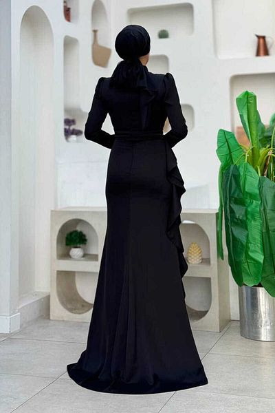 Bym Fashion Μαύρο βραδινό φόρεμα - Λεπτομέρεια βολάν