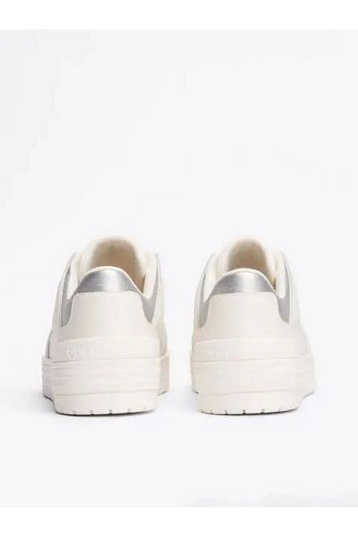 Tommy Hilfiger Tommy Hilfiger Women Cream Sneakers