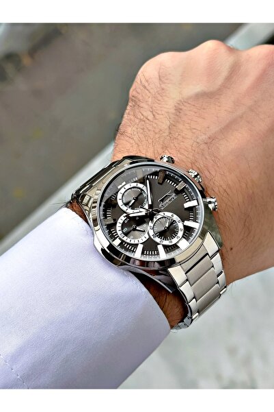 Slazenger Fonksiyonlu 5 Atm Su Geçirmez Çelik Kordon Erkek Kol Saati 1922.02