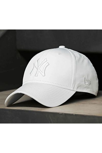 Afrodit Ny Sports Hat Unisex Adjustable with Velcro on the Back