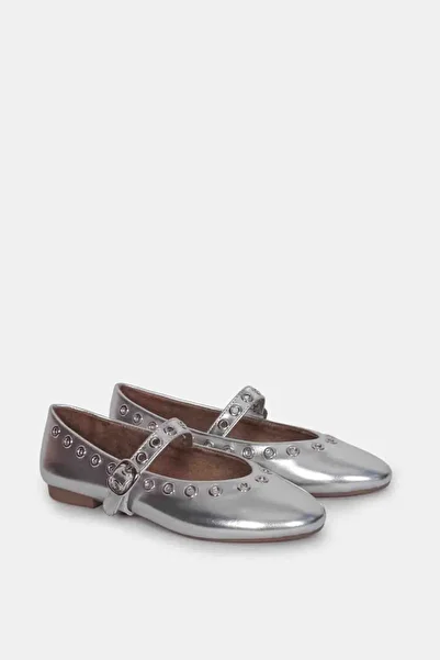 SOLDOY Women's Silver Belted Staple Detailed Daily Comfortable Ballerinas